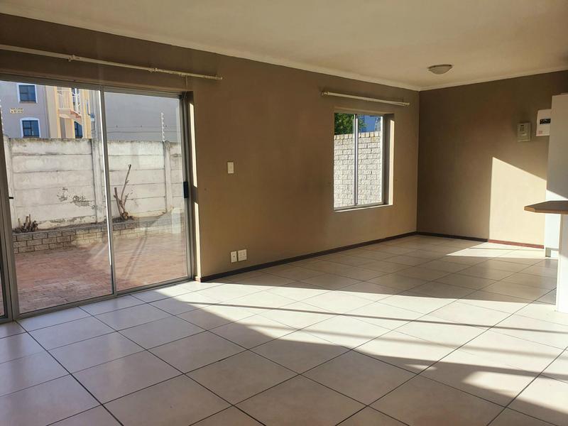 To Let 3 Bedroom Property for Rent in Bloubergstrand Western Cape